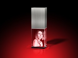 3D-Porträt vom Foto – 1 Person – USB-Stick, LED weiß, 16 GB – GLASFOTO.COM